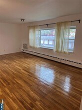 1575 Center St in Fort Lee, NJ - Building Photo - Building Photo