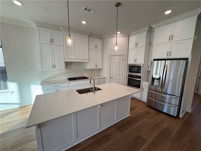 3004 S 14th St in Rogers, AR - Building Photo - Building Photo