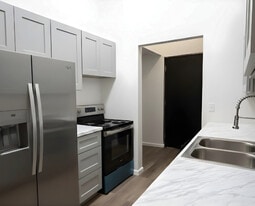 Pinebrook Corner Apartments in Wisconsin Dells, WI - Building Photo