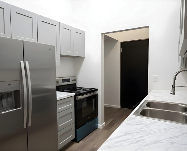 Pinebrook Corner Apartments