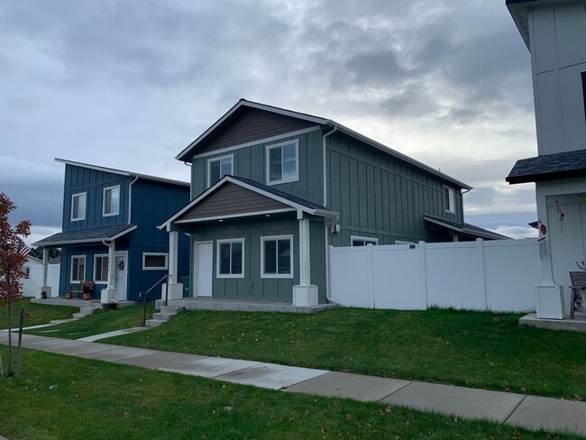 property at 12076 W Wellington Ave