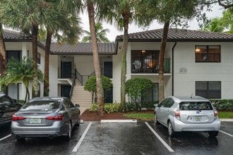 Gables Boca Place in Boca Raton, FL - Building Photo - Building Photo