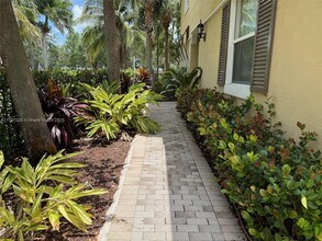 3390 NW 124th Terrace in Sunrise, FL - Building Photo - Building Photo