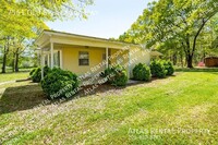 7561 Old Sylacauga Hwy in Childersburg, AL - Building Photo - Building Photo