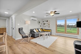 2284 Warner School Rd in East Greenville, PA - Building Photo - Building Photo