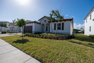 2480 SE 23rd Terrace in Homestead, FL - Building Photo - Building Photo