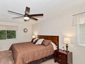 209 Cool Creek Ln in Lake Arrowhead, CA - Building Photo - Building Photo