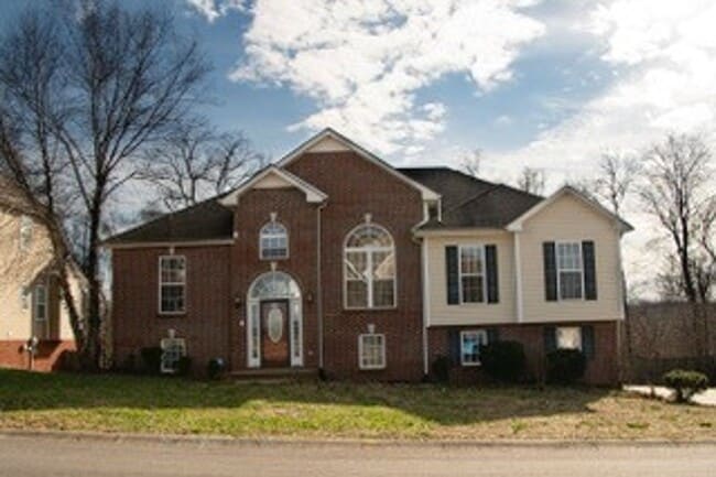 property at 514 Winding Bluff Way