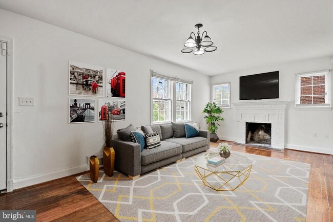 1807 41st Pl SE in Washington, DC - Building Photo - Building Photo