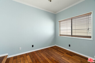 12601 Matteson Ave in Los Angeles, CA - Building Photo - Building Photo