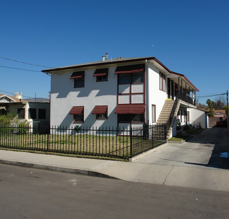 5334 Auckland Ave in North Hollywood, CA - Building Photo