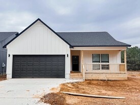 226 Sylvan Rd in Columbus, MS - Building Photo