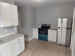 76 Kibbe St in Hartford, CT - Building Photo - Building Photo