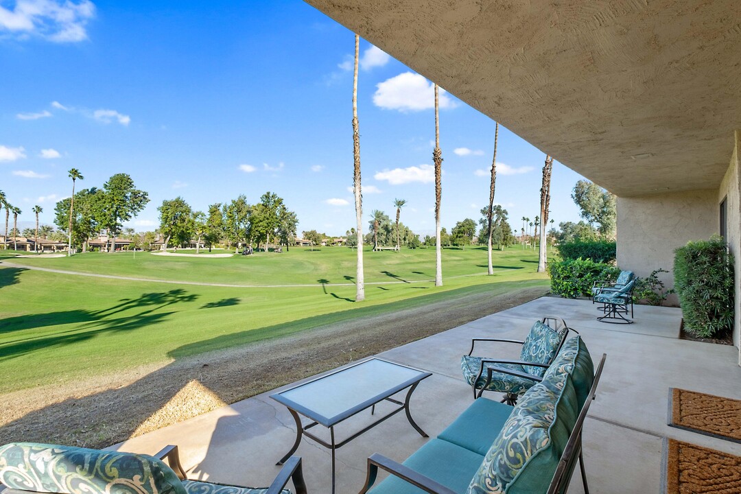 46320 Dove Rd in Indian Wells, CA - Building Photo