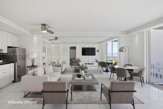401 Ocean Dr in Miami Beach, FL - Building Photo - Building Photo