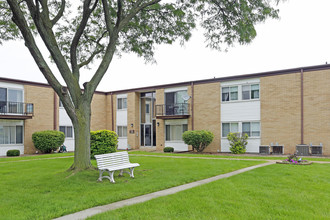 Lincoln Woods in Oak Park, MI - Foto de edificio - Building Photo