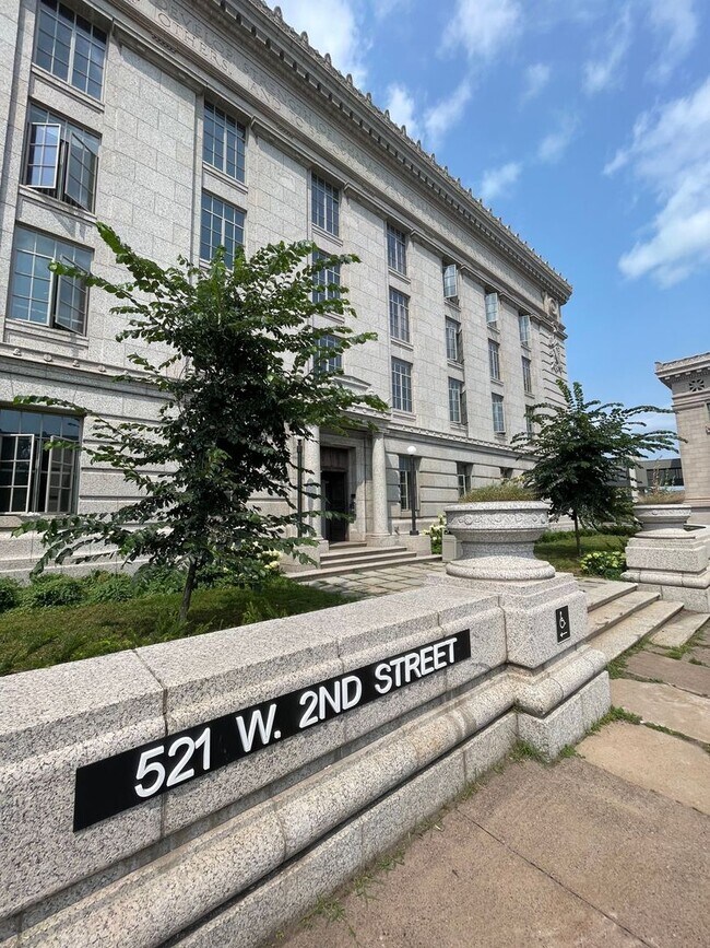 521 W 2nd Street - Leijona in Duluth, MN - Building Photo - Building Photo