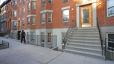 Tri-Block Apartments in Brooklyn, NY - Building Photo - Building Photo