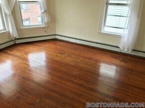3 Washburn Terrace in Brookline, MA - Building Photo - Building Photo