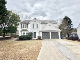 5212 Pine Branch Cir in Sugar Hill, GA - Building Photo