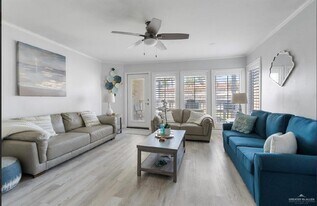 16 Padre Blvd in South Padre Island, TX - Building Photo