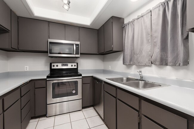 property at 1676 Jupiter Ct