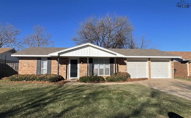 4835 Lovers Ln in Wichita Falls, TX - Building Photo - Building Photo