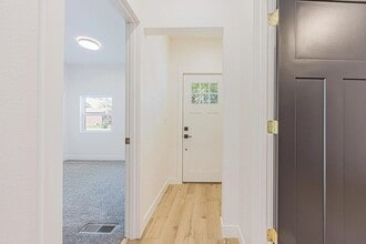 1208 S University Dr in Fargo, ND - Building Photo - Building Photo