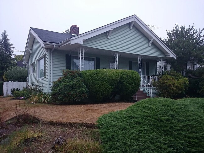 902 N 77th St in Seattle, WA - Building Photo - Building Photo