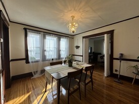 63 S Waverly St, Unit 1 in Boston, MA - Building Photo - Building Photo