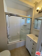 2411 22nd St in Santa Monica, CA - Building Photo - Building Photo