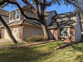 6606 Hondo Bend in Austin, TX - Building Photo