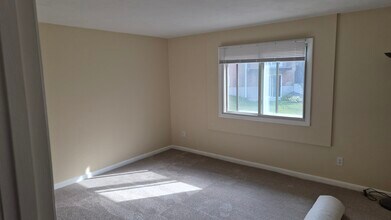176 Maple Ave, Unit Bld 3 Unit 27 in Rutland, MA - Building Photo - Building Photo