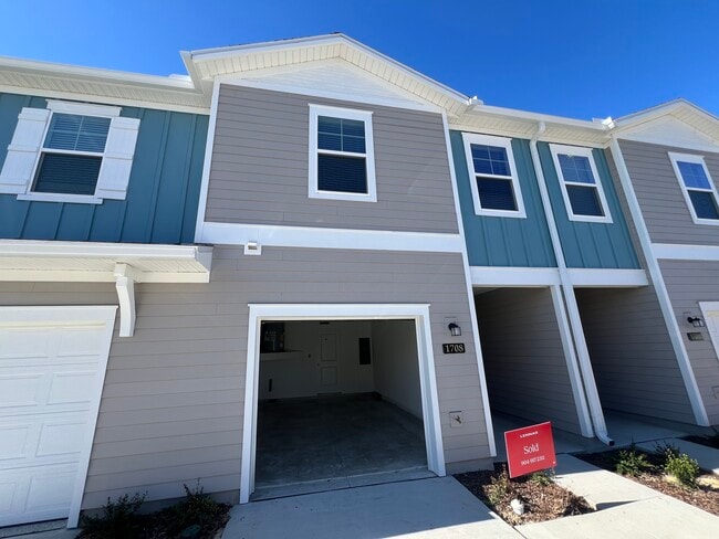 1708 Garden Grove Ct