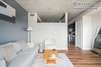 101 Taylor Ave N in Seattle, WA - Building Photo - Building Photo