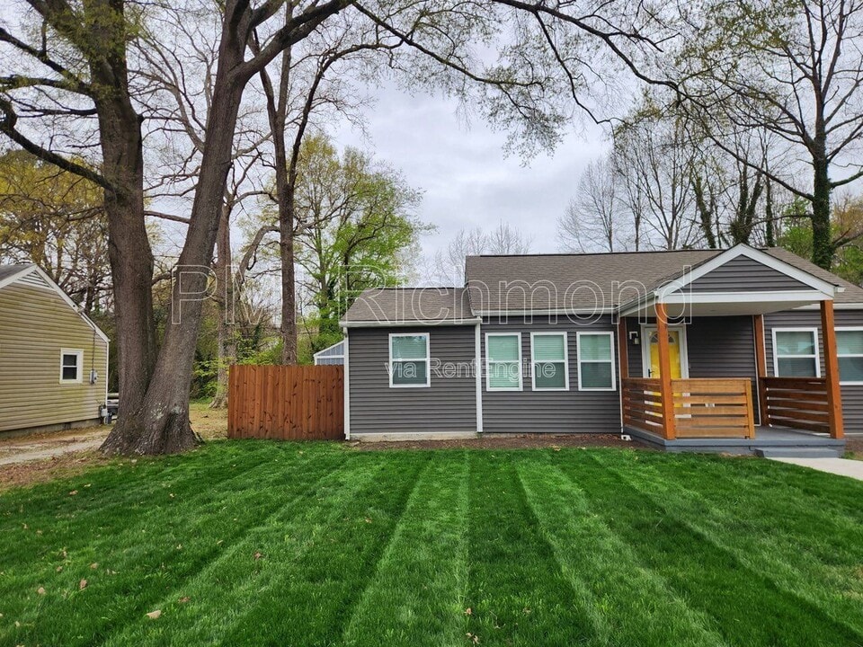 936 Halsey Ln in Richmond, VA - Building Photo