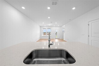 11248 Blue Bay Dr in Orlando, FL - Building Photo - Building Photo