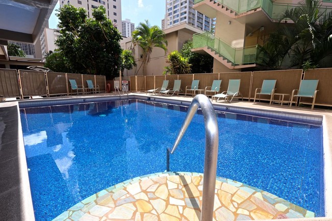 225 Ka?iulani Ave, Unit #1605 in Honolulu, HI - Building Photo - Building Photo