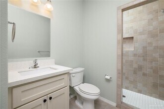 14 E Mahl St in Edinburg, TX - Building Photo - Building Photo