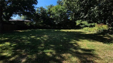 349 Johnson Ferry Rd in Atlanta, GA - Building Photo - Building Photo