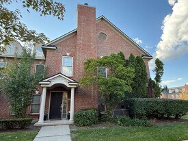 5705 Hampshire Ln in Ypsilanti, MI - Building Photo