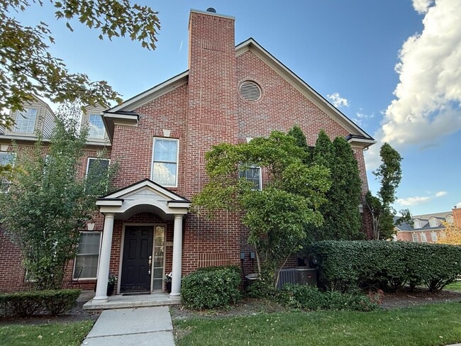 property at 5705 Hampshire Ln