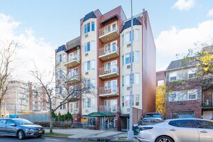 14022-14024 31st Dr in Flushing, NY - Building Photo