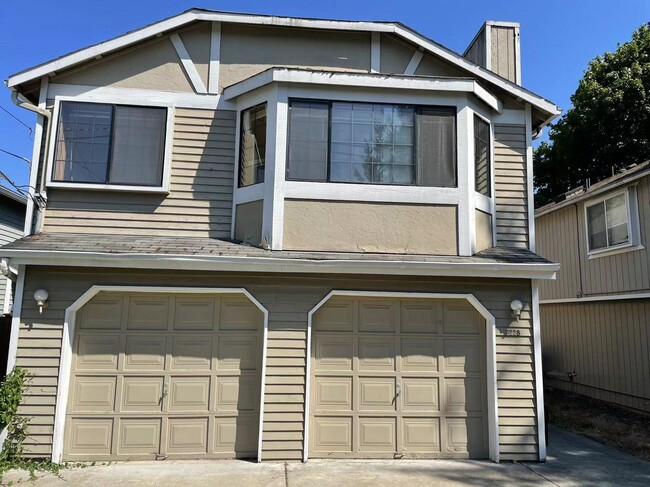 property at 9228 Wallingford Ave N