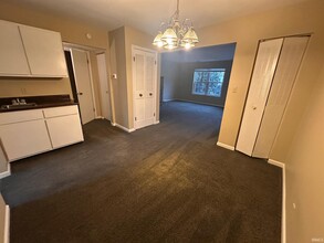 1243 Burdette Ave in Evansville, IN - Building Photo - Building Photo