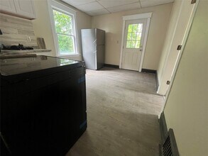 27 Winding Way, Unit 3 in Binghamton, NY - Building Photo - Building Photo