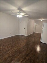 420 Woodward Rd in North Providence, RI - Building Photo - Building Photo