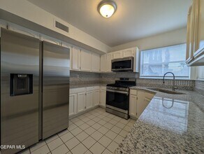 3149 Crazy Horse Dr in El Paso, TX - Building Photo - Building Photo
