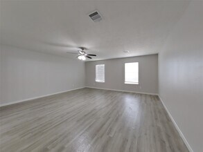 20710 Hardwick Oaks Dr in Houston, TX - Foto de edificio - Building Photo