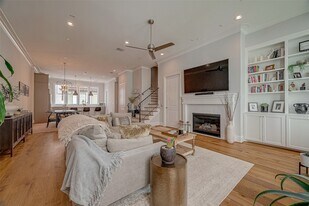 5213 Feagan St in Houston, TX - Building Photo